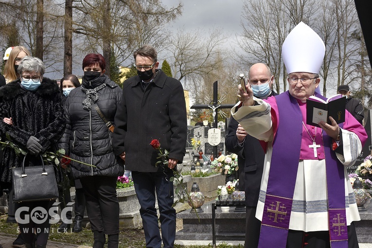 Pogrzeb Kazimierza Regmunta, brata bp. Stefana z diecezji zielonogórsko-gorzowskiej