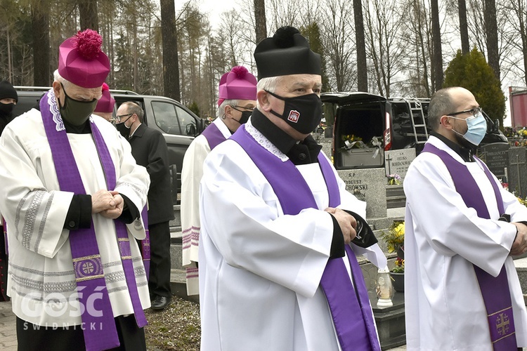 Pogrzeb Kazimierza Regmunta, brata bp. Stefana z diecezji zielonogórsko-gorzowskiej