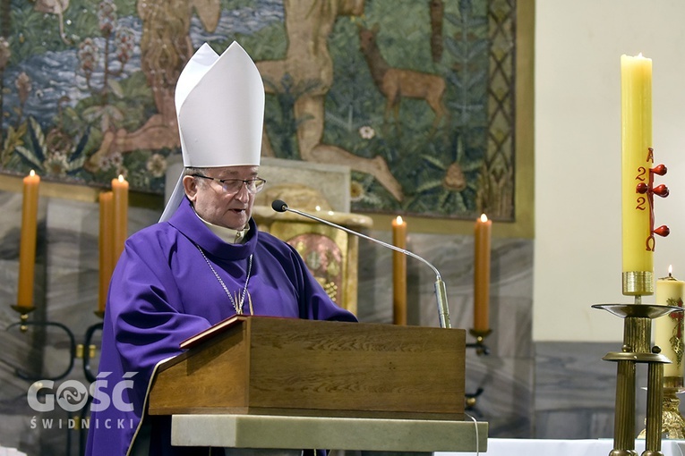 Pogrzeb Kazimierza Regmunta, brata bp. Stefana z diecezji zielonogórsko-gorzowskiej