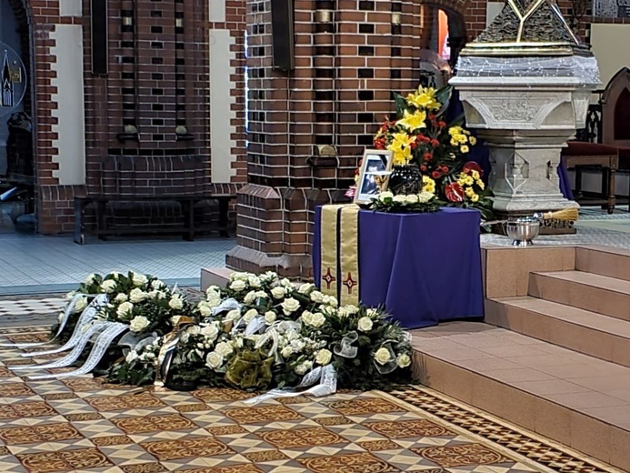 Pogrzeb śp. ks. Krzysztofa Rusina