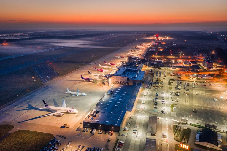 Region. Pyrzowice Airport podsumowuje pierwszy kwartał