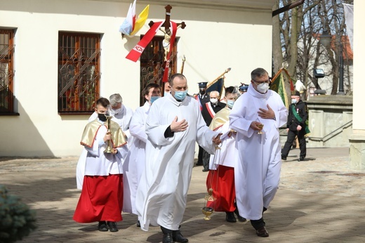 Msza św. za ofiary zbrodni katyńskiej i katastrofy smoleńskiej