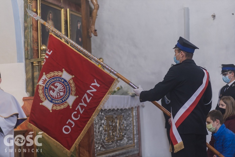 Lutomia Dolna. Intronizacja relikwii św. Jana Pawła II