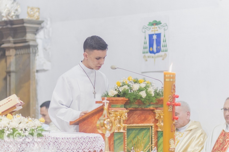 Lutomia Dolna. Intronizacja relikwii św. Jana Pawła II