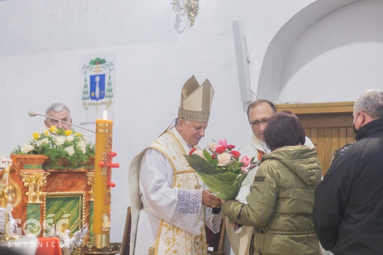 Lutomia Dolna. Intronizacja relikwii św. Jana Pawła II