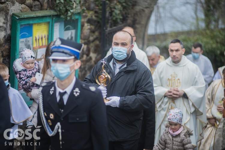 Lutomia Dolna. Intronizacja relikwii św. Jana Pawła II