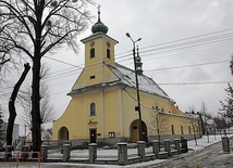 	Rozbudowany w 2008 r. kościół bulowicki.