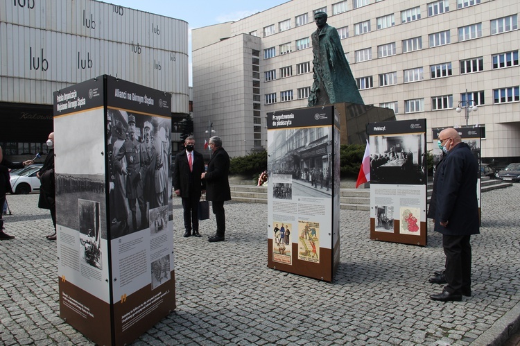 Wystawa "Powstania śląskie 1919-1921" zaprezentowana w Katowicach