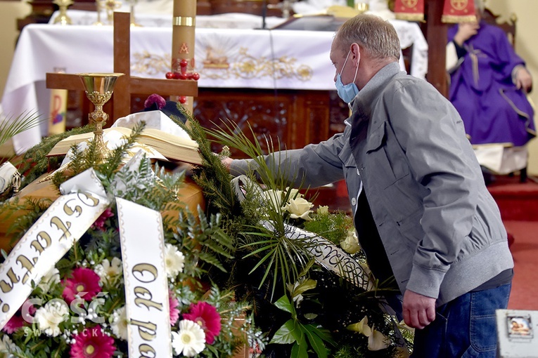 Pogrzeb ks. Stanisława Pluty, wieloletniego proboszcza parafii w Wirach