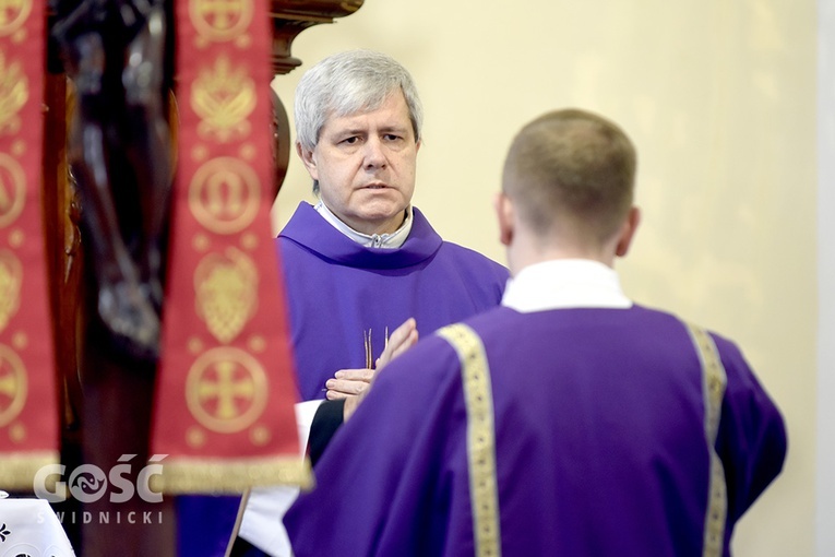 Pogrzeb ks. Stanisława Pluty, wieloletniego proboszcza parafii w Wirach