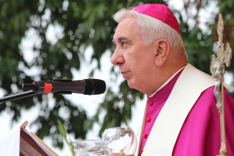 Abp Wojciech Ziemba w szpitalu 