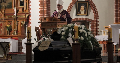 Ks. Władysław Basista pożegnany. Arcybiskup dziękował mu za kształtowanie pokoleń kapłanów