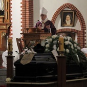 Ks. Władysław Basista pożegnany. Arcybiskup dziękował mu za kształtowanie pokoleń kapłanów