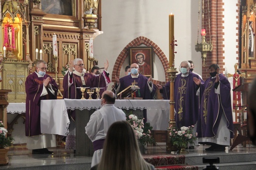 Ks. Władysław Basista - pożegnanie na Załężu