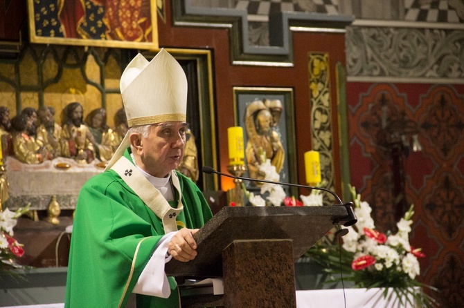 Abp Wojciech Ziemba w obiektywie GN