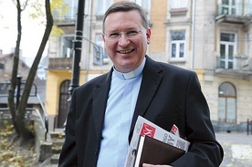 Ks. prof. Mirosław Wróbel.