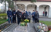 Pogrzebień. Poświęcenie symbolicznego nagrobka ks. Jana Pytlika