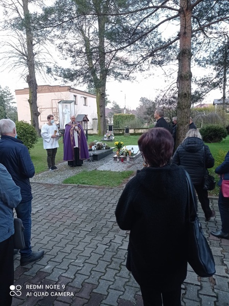 Pogrzebień. Poświęcenie symbolicznego nagrobka ks. Jana Pytlika