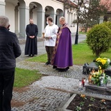 Pogrzebień. Poświęcenie symbolicznego nagrobka ks. Jana Pytlika