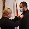 Srebrny Krzyż Zasługi dla księdza