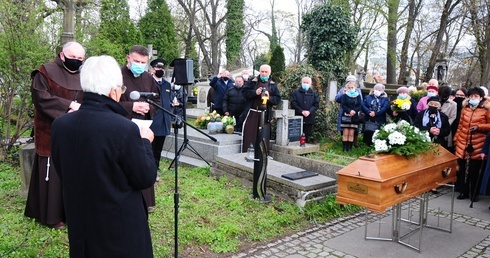 Był człowiekiem Kościoła. Pogrzeb o. Salezego Brzuszka OFM