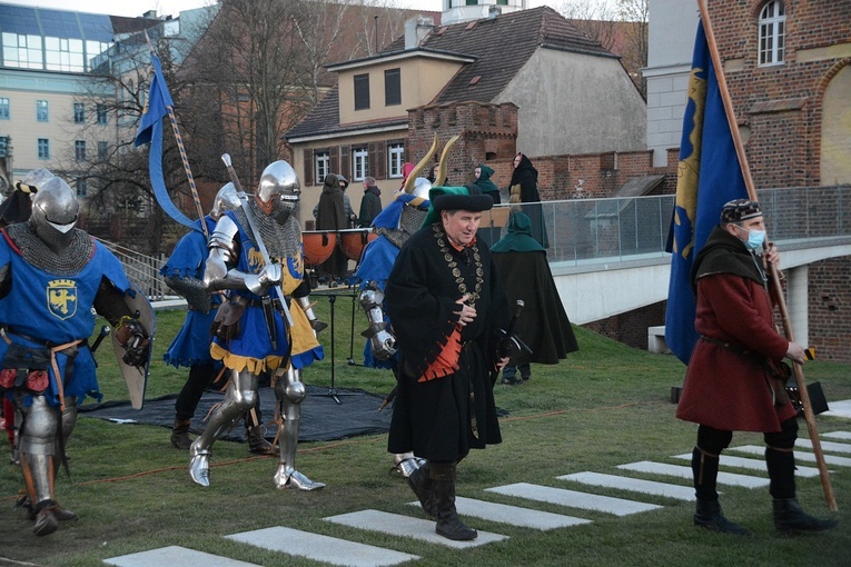 Odsłonięcie pomnika Władysława Opolczyka
