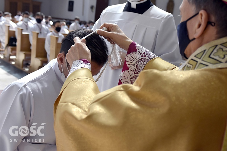 Błogosławieństwo ceremoniarzy i lektorów w diecezji świdnickiej 2021