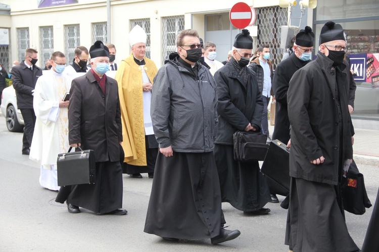 Tarnów pożegnał śp. ks. prał. Stanisława Gurgula