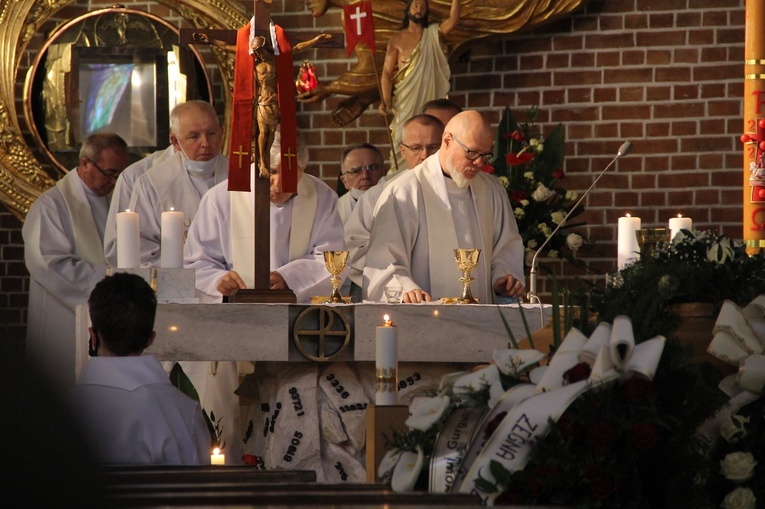 Tarnów pożegnał śp. ks. prał. Stanisława Gurgula