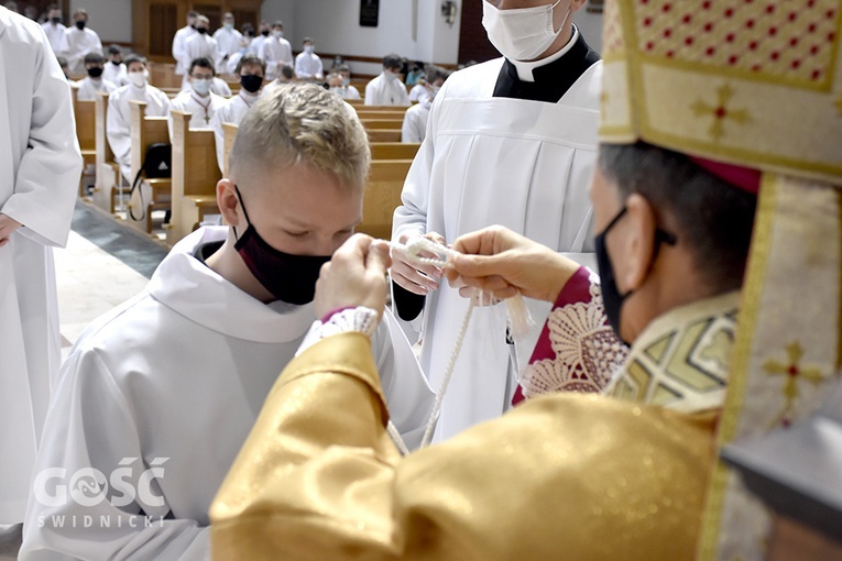 Błogosławieństwo ceremoniarzy i lektorów w diecezji świdnickiej 2021