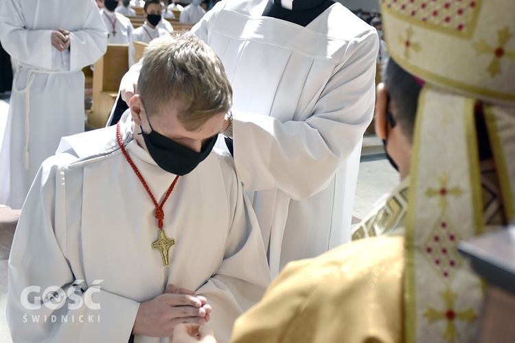 Błogosławieństwo ceremoniarzy i lektorów w diecezji świdnickiej 2021