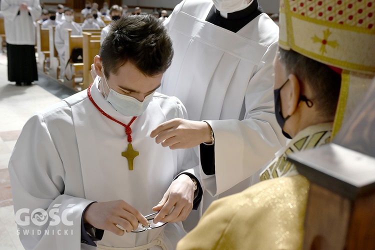 Błogosławieństwo ceremoniarzy i lektorów w diecezji świdnickiej 2021