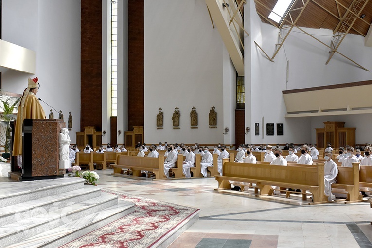 Błogosławieństwo ceremoniarzy i lektorów w diecezji świdnickiej 2021