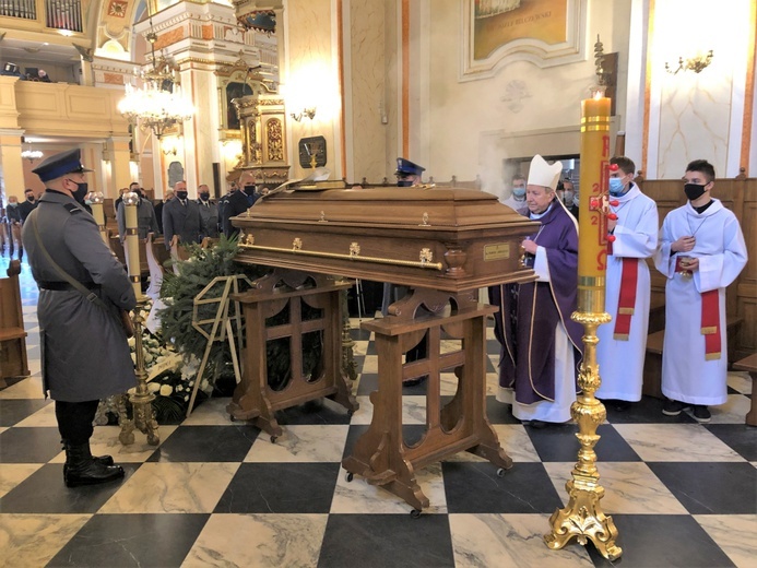 Pogrzeb śp. ks. kan. Pawła Mieleckiego w Kętach