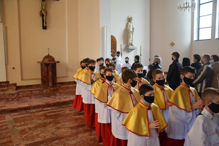 Nowi ministranci w Dobrej