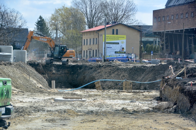 Budowa centrum przesiadkowego w Dąbrowie Górniczej