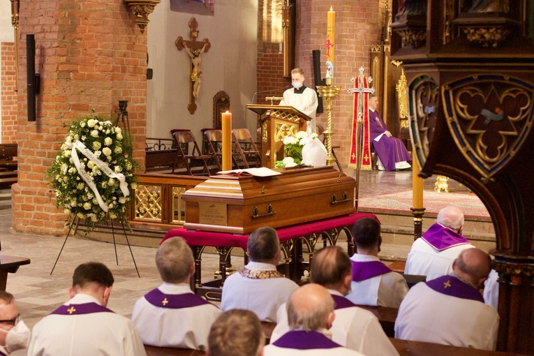 Uroczystości pogrzebowe abp. Ziemby