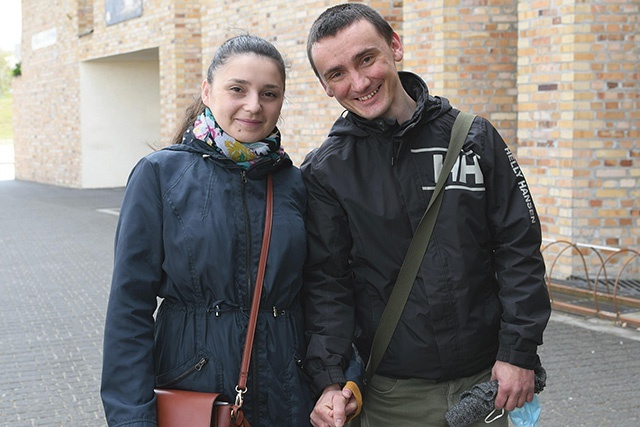 	Ewelina i Piotr są przekonani, że to także inwestycja w ich małżeństwo.