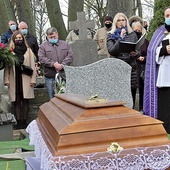 ▲	Zasługi zmarłego przypomniała Krystyna Czajka-Opanowicz.