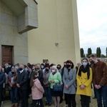 Obraz, krzyż i relikwie w Gnojniku