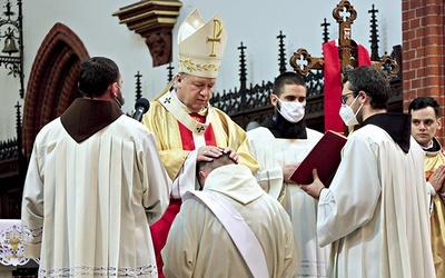 	– Trwać przy Chrystusie to być wiernym Ewangelii – mówił metropolita wrocławski do zakonników.
