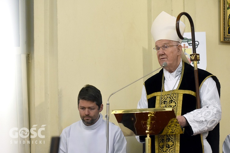 Wałbrzych. Pogrzeb s. Sylwii, zakrystianki parafii pw. św. Jerzego i MB Różańcowej