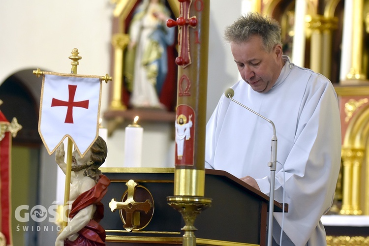 Wałbrzych. Pogrzeb s. Sylwii, zakrystianki parafii pw. św. Jerzego i MB Różańcowej