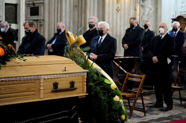 Uroczystości pogrzebowe prof. Mirosława Handkego (1946-2021)