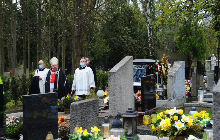 Uroczystości pogrzebowe prof. Mirosława Handkego (1946-2021)