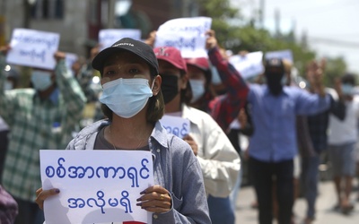 ONZ: Prawie połowie ludności Birmy grozi ubóstwo z powodu puczu i pandemii