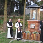 Łękawka. Poświęcenie kapliczki Matki Bożej Królowej Pokoju