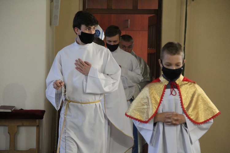 Łękawka. Poświęcenie kapliczki Matki Bożej Królowej Pokoju