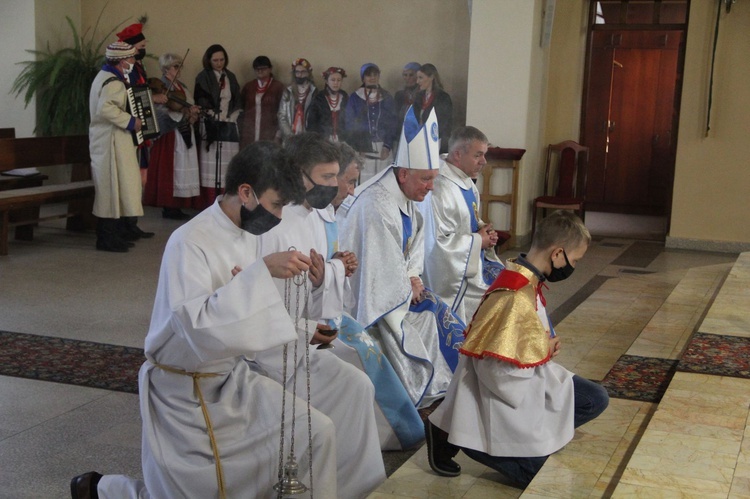 Łękawka. Poświęcenie kapliczki Matki Bożej Królowej Pokoju