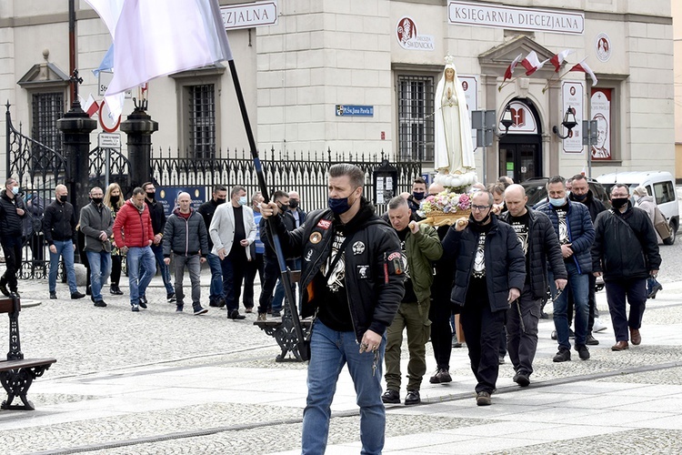 Świdnica. Wojownicy Maryi znów na ulicy